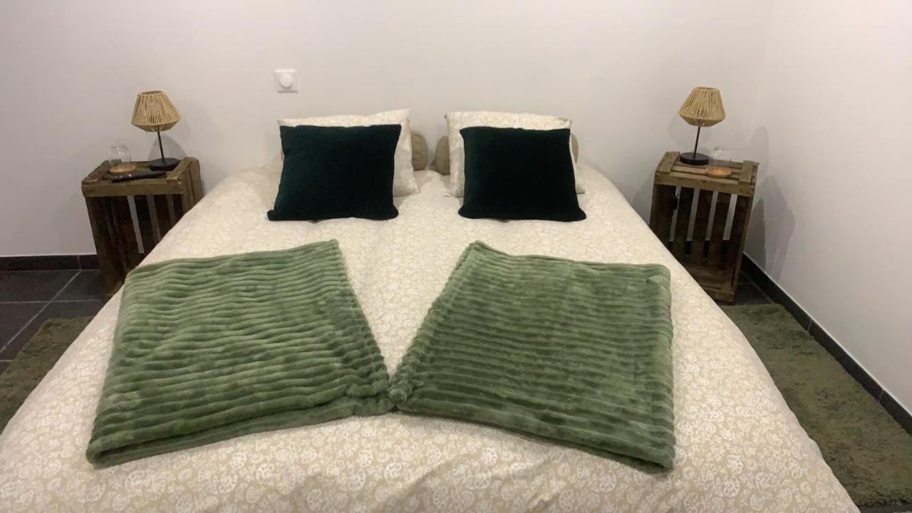 Aux Fines Bulles Gite Et Chambres D Hotes Neuve-Maison ภายนอก รูปภาพ