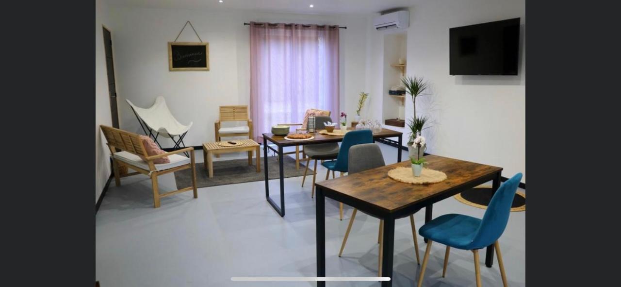 Aux Fines Bulles Gite Et Chambres D Hotes Neuve-Maison ภายนอก รูปภาพ